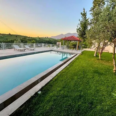 Villa Green Garden & Pool Gurre e Vogel